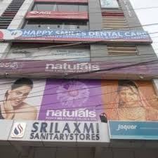Naturals Signature Salon