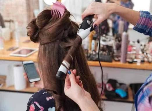 SR Fashionic Beauty & Makeup Studio