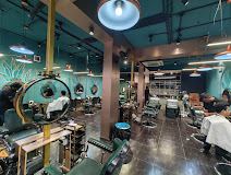 Alexander Unisex Salon