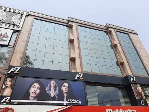 F7 team Salon