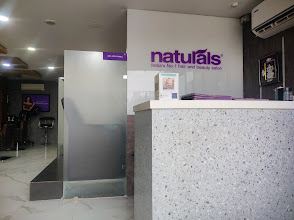 Naturals Salon