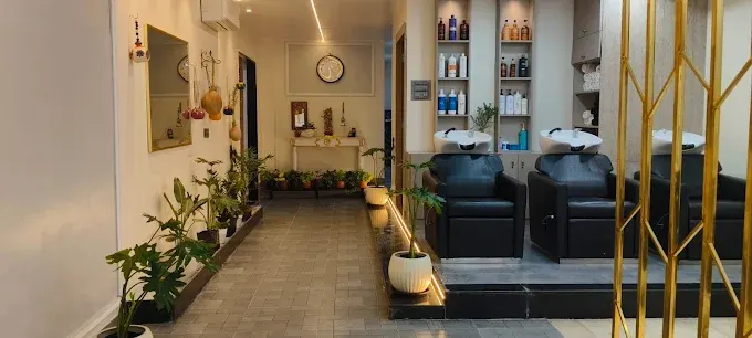 Satyabhama Spa and Salon Ladies only