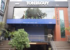 Toni&Guy Hairdressing - Banjarahills Road No 03