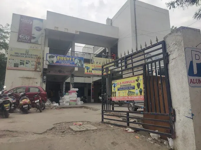 Bhuvi's studio family salon