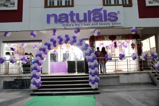 Naturals Salon