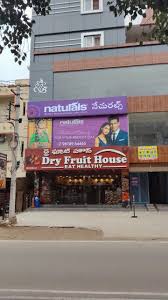 Naturals Salon