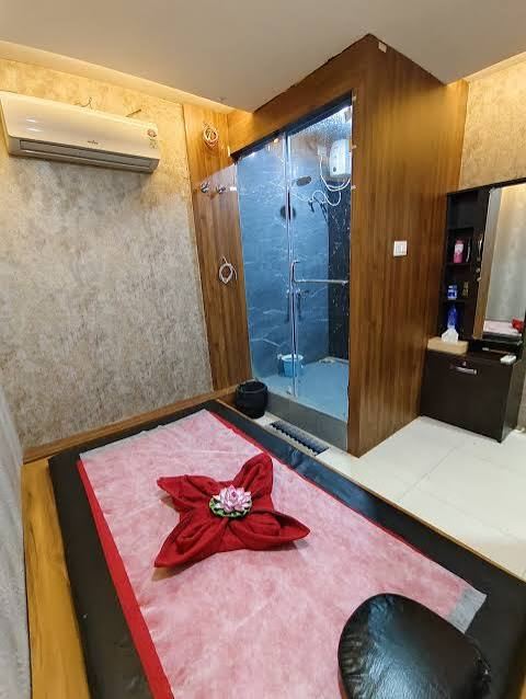 The Monk Spa - Himayathnagar